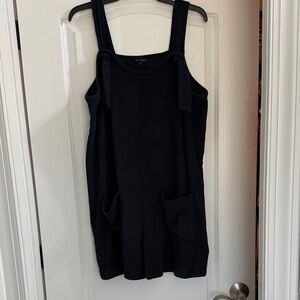 Black Sleeveless Romper with Pockets